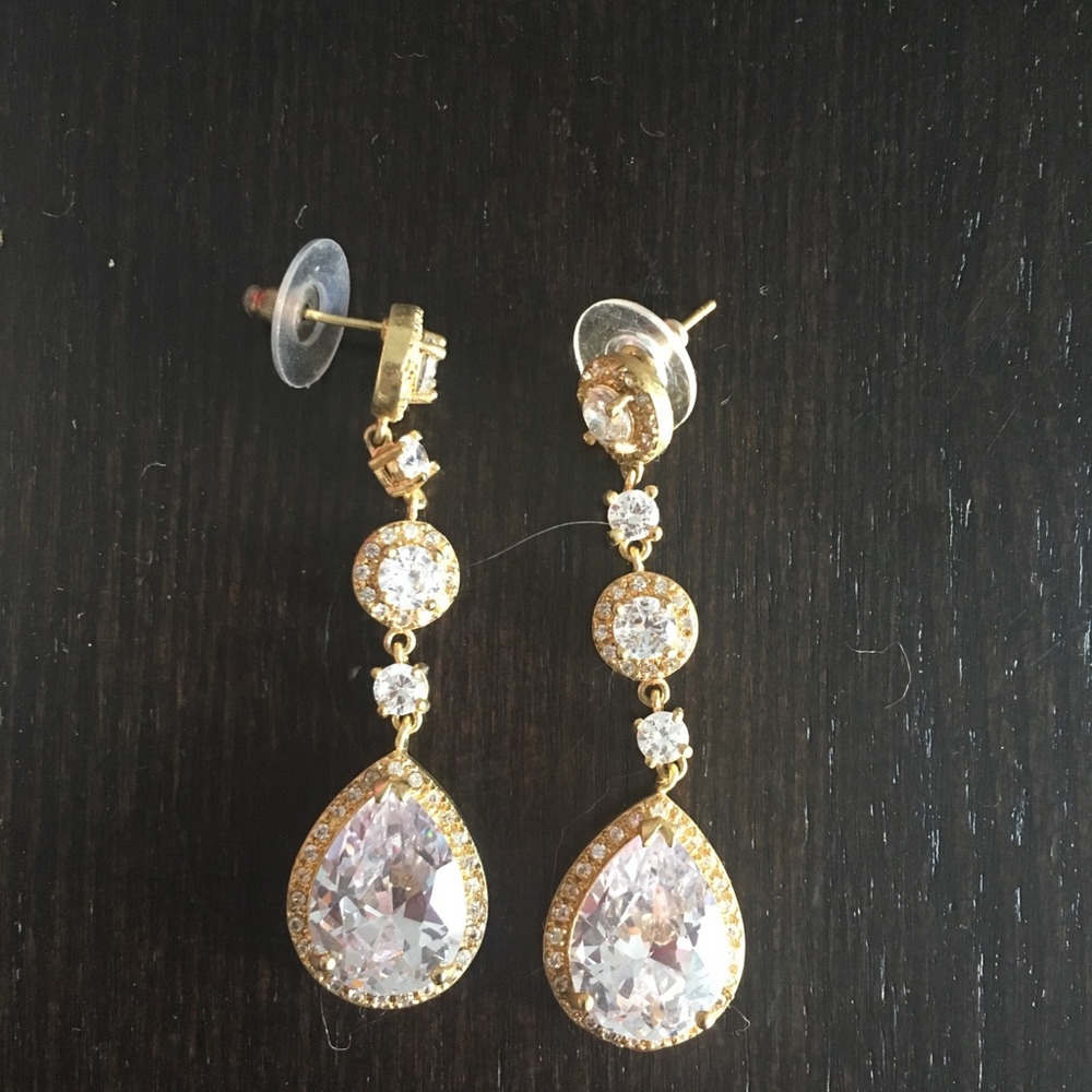 Gold crystal earrings
